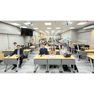 2025.11.21NYCU_BMSE_- NAIST _MLC_ Joint Symposium _2_.jpg